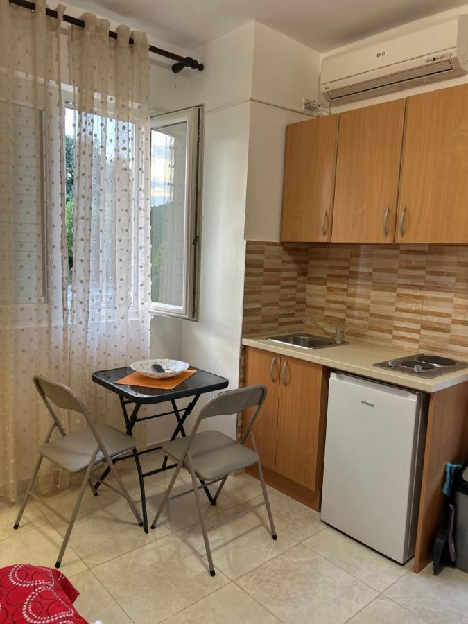 Lazarus Bigova Apartments Tivat Exterior photo