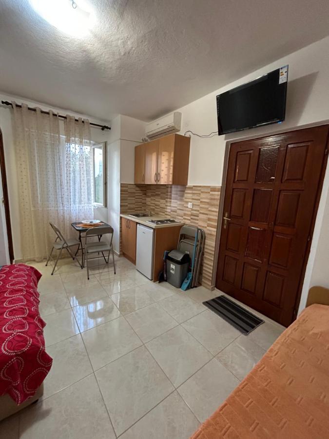 Lazarus Bigova Apartments Tivat Exterior photo