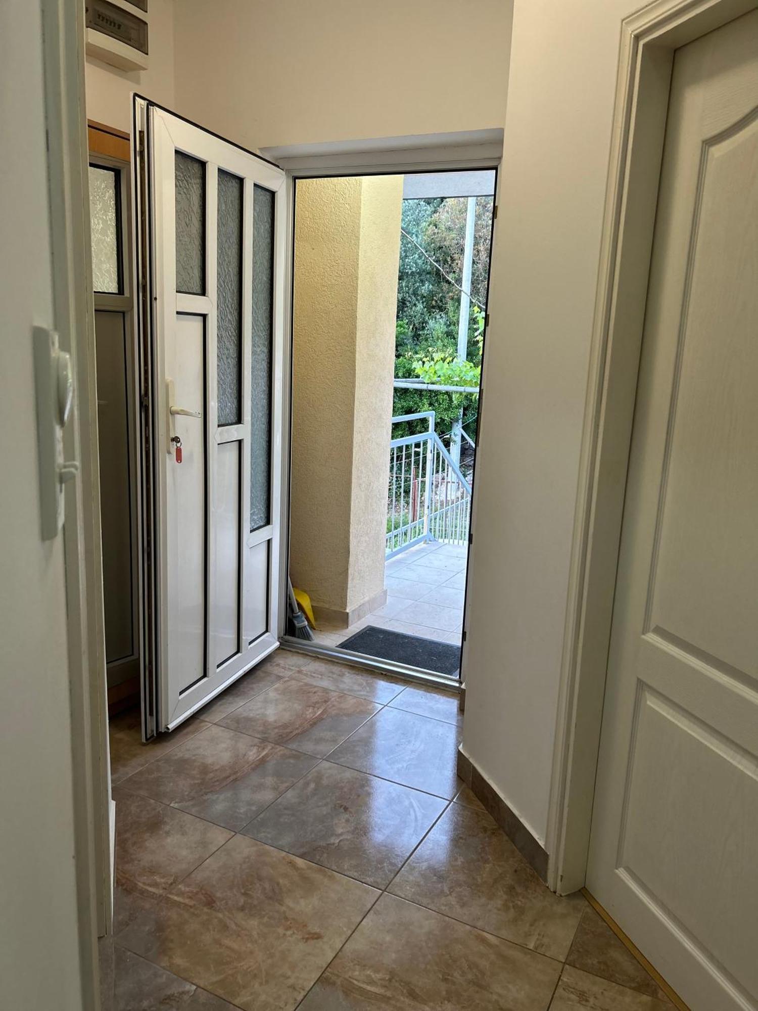 Lazarus Bigova Apartments Tivat Exterior photo